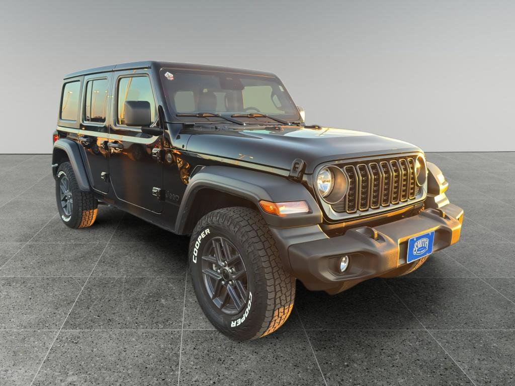 Used 2025 Jeep Wrangler Sport S image 2