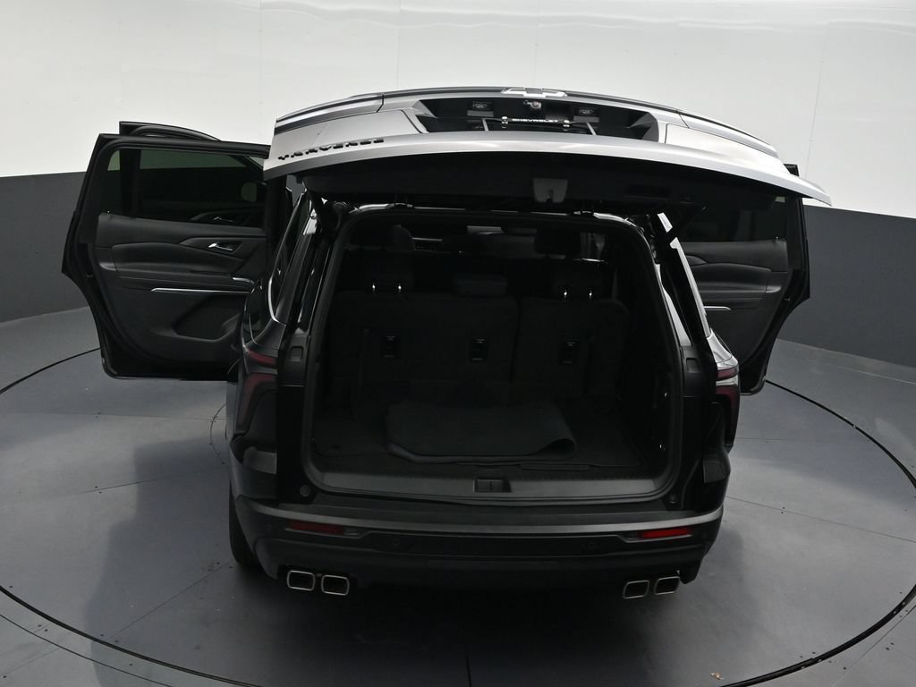 Used 2024 Chevrolet Traverse LS w/ Midnight/Sport Edition FWD image 35