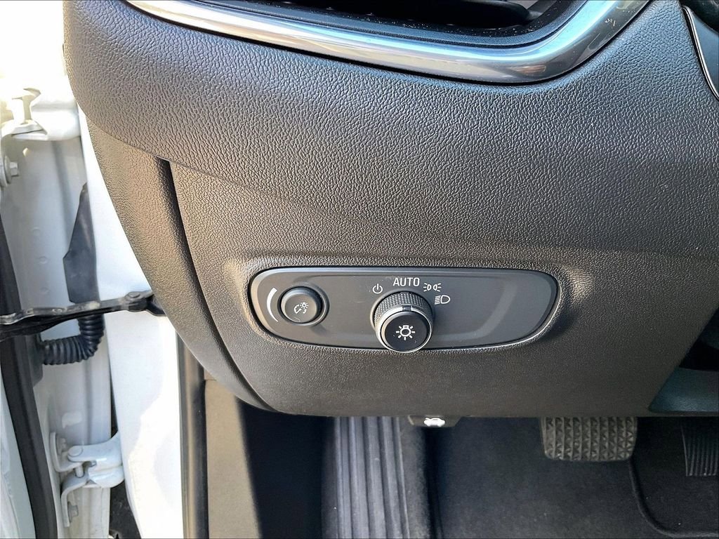 Used 2023 Chevrolet Equinox LT AWD/4WD image 26