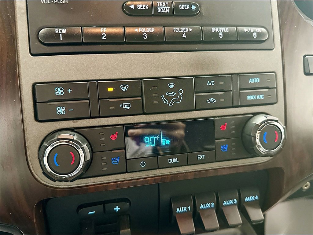 Used 2012 Ford F350 Lariat w/ Chrome Pkg image 12