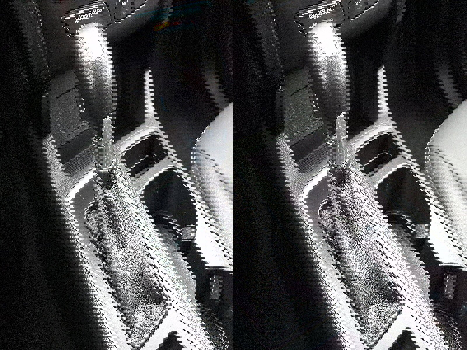 Used 2017 Ford Escape Titanium image 14