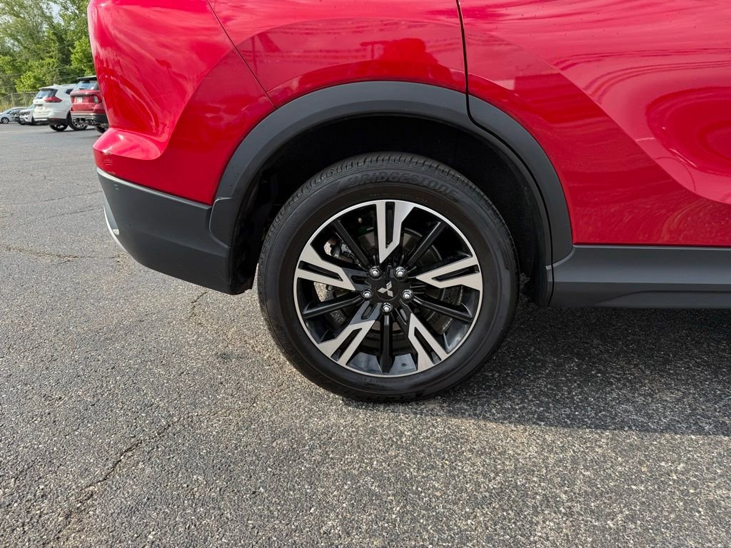 Used 2025 Mitsubishi Eclipse Cross SE AWD/4WD image 32