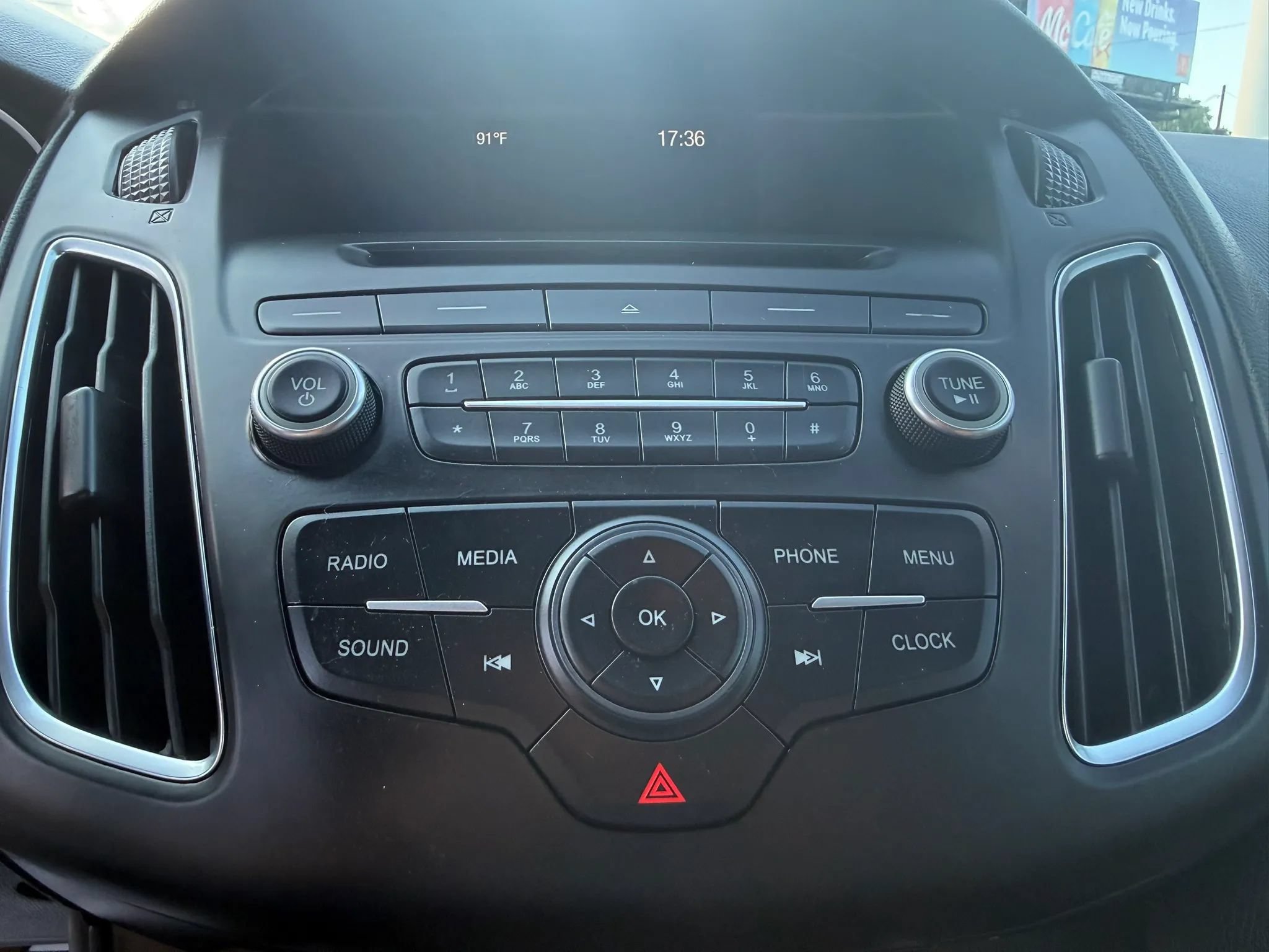 Used 2017 Ford Focus ST FWD image 19