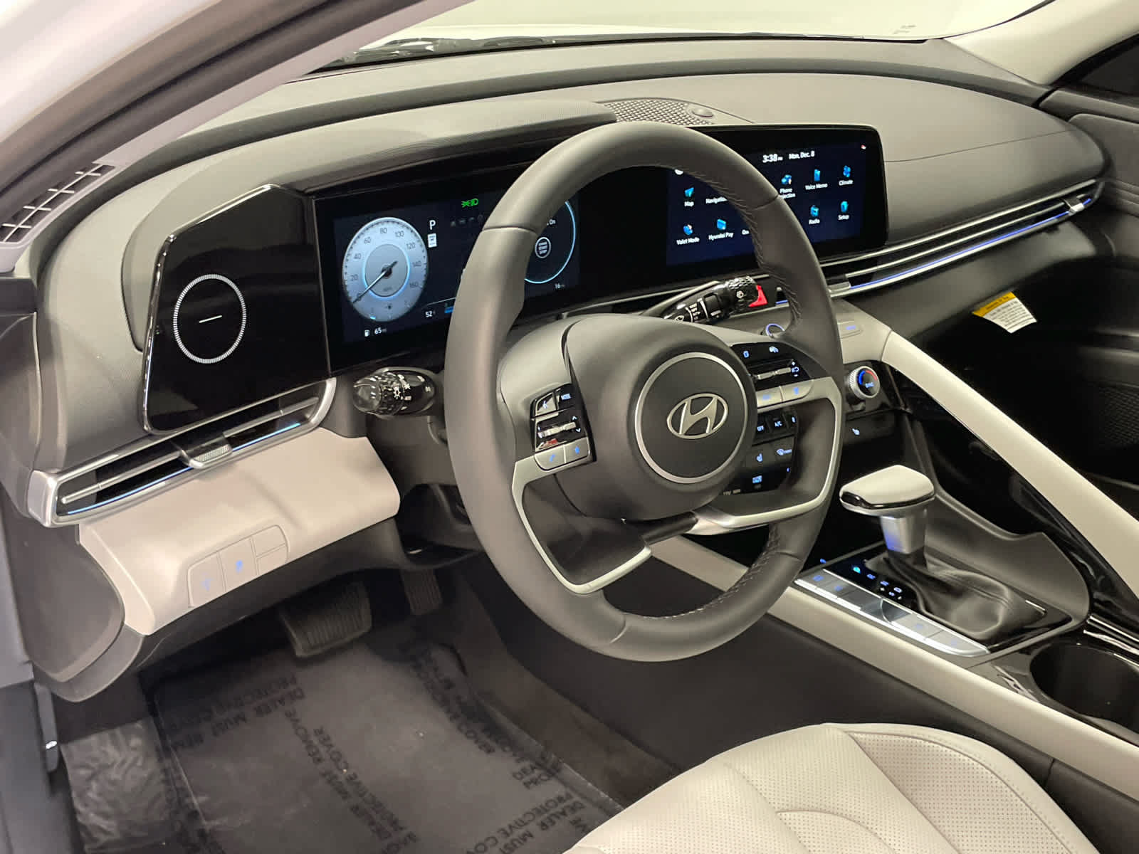 New 2026 Hyundai Elantra Limited FWD image 21