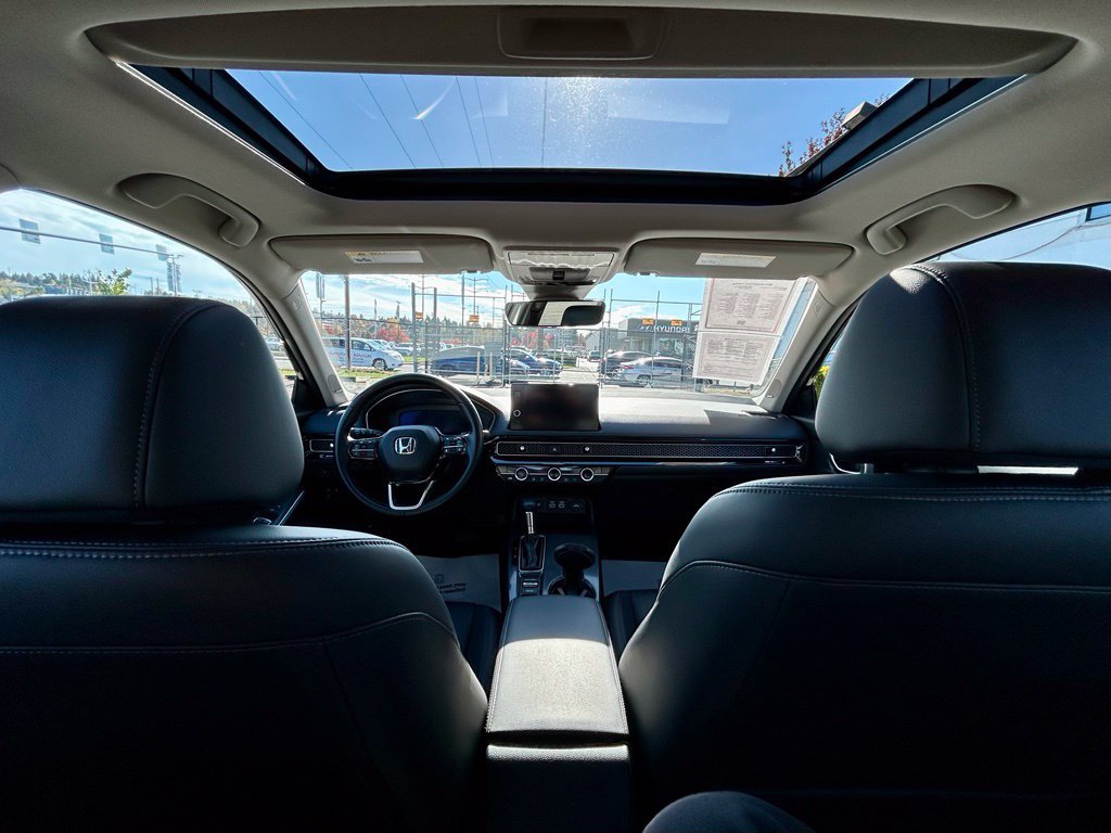 Used 2023 Honda Civic Touring image 18