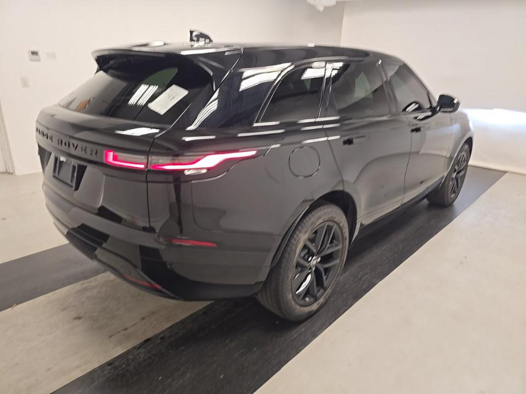Used 2024 Land Rover Range Rover Velar Dynamic SE AWD/4WD image 2