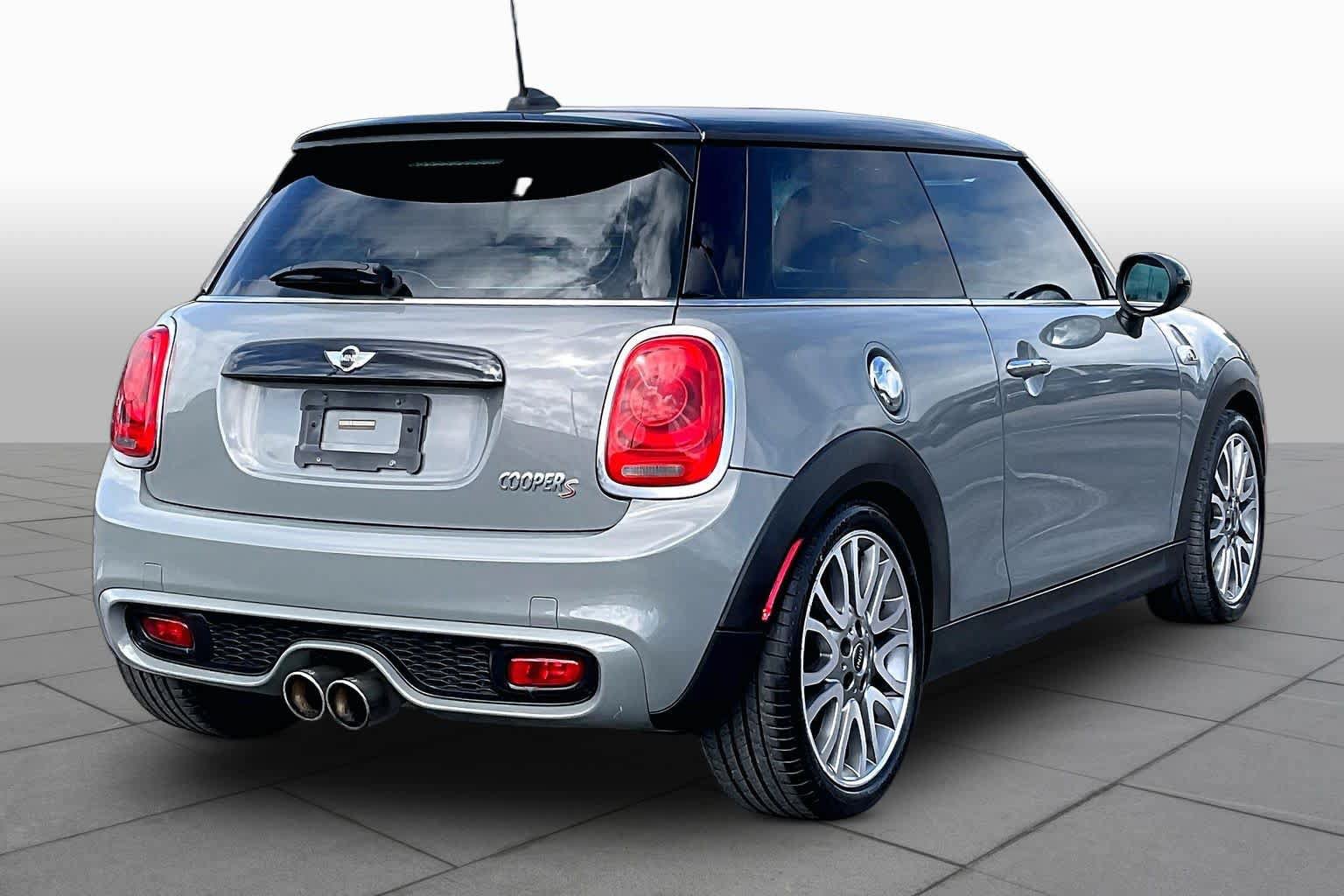 Used 2015 MINI Cooper S FWD image 12