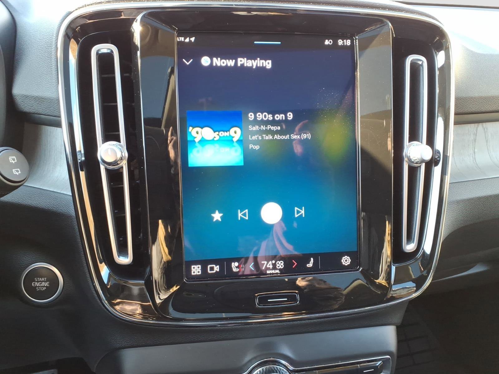 Certified 2023 Volvo XC40 B5 Plus w/ Driver Assist Package image 25