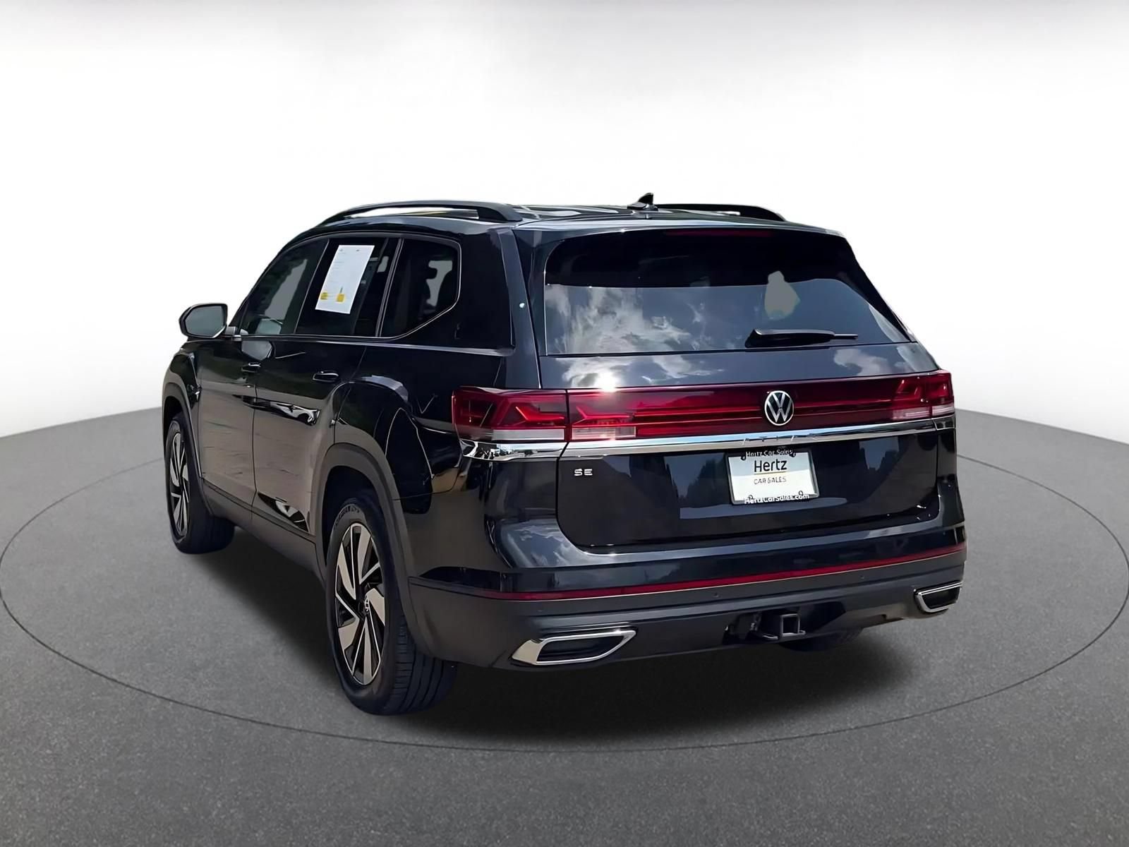 Used 2026 Volkswagen Atlas SE FWD image 11