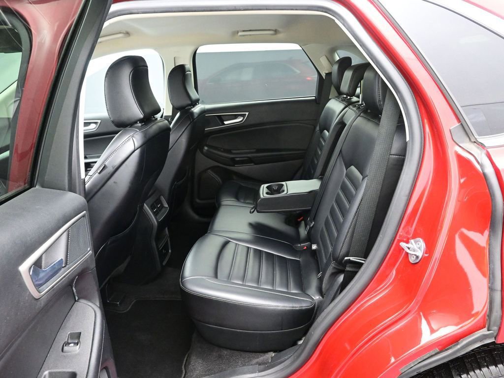 Used 2024 Ford Edge SEL image 15