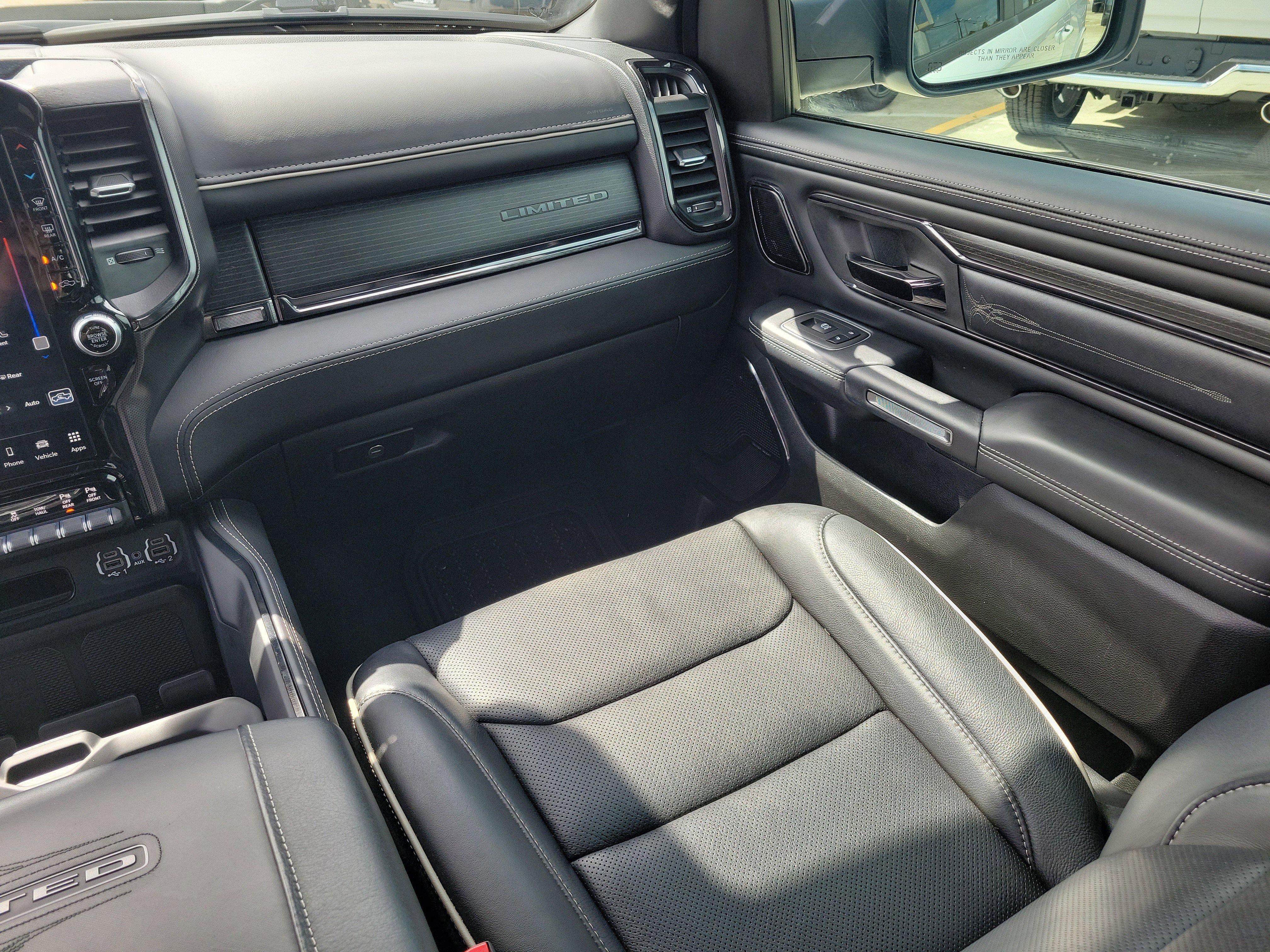 Used 2022 RAM 1500 Limited image 17