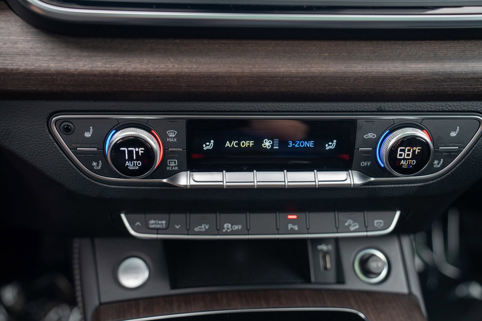 Used 2021 Audi Q5 e Premium Plus w/ Premium Plus Package AWD/4WD image 18