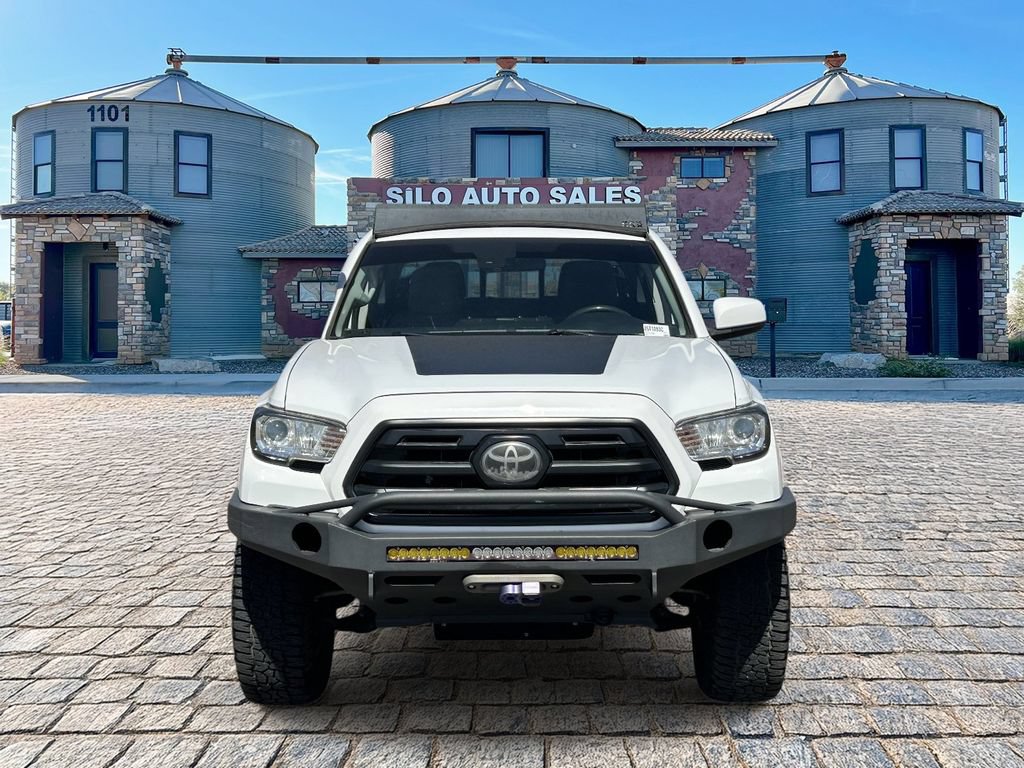 Used 2018 Toyota Tacoma SR w/ SR Convenience Package AWD/4WD image 8