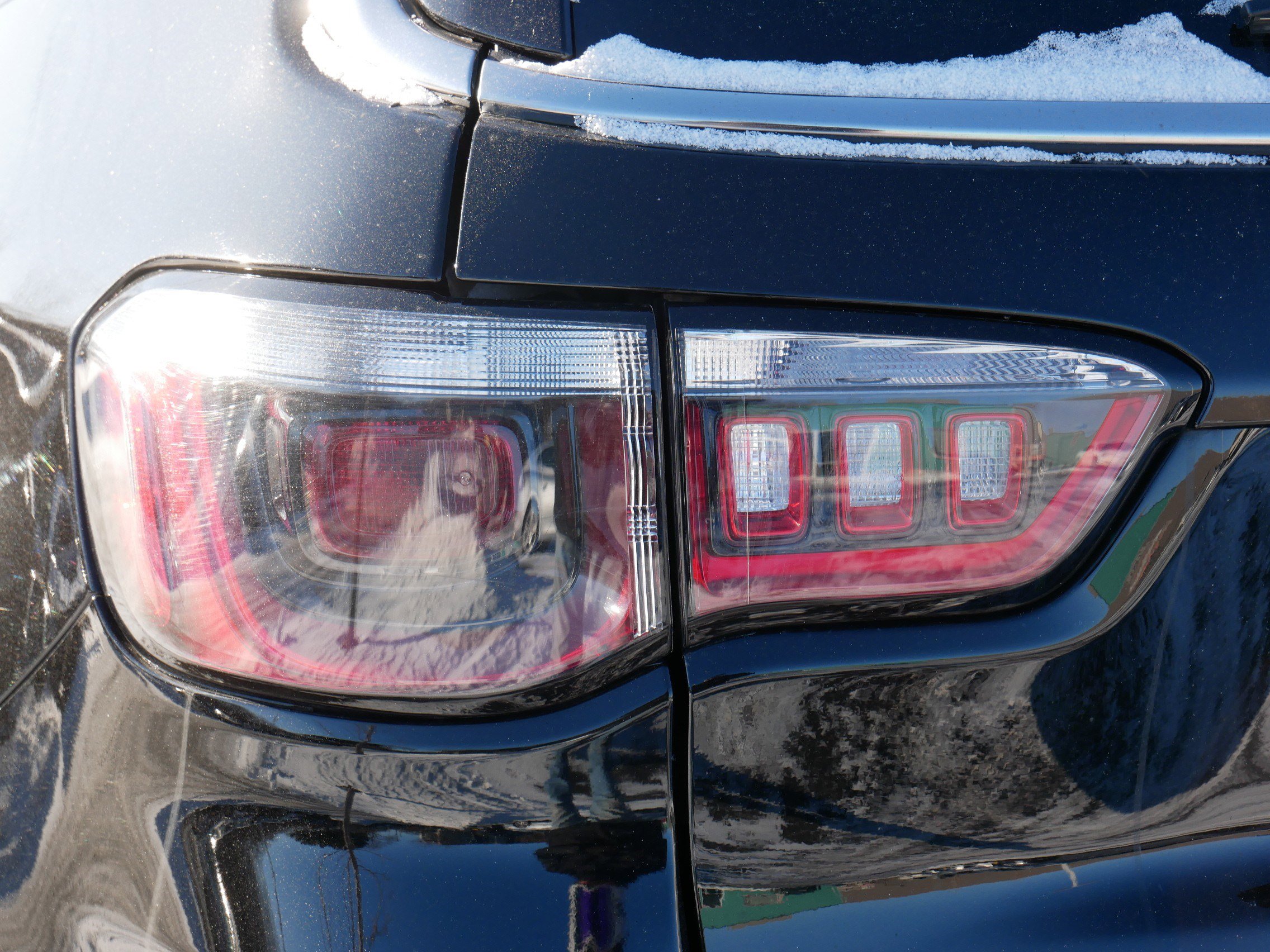 Used 2024 Jeep Compass Limited image 17