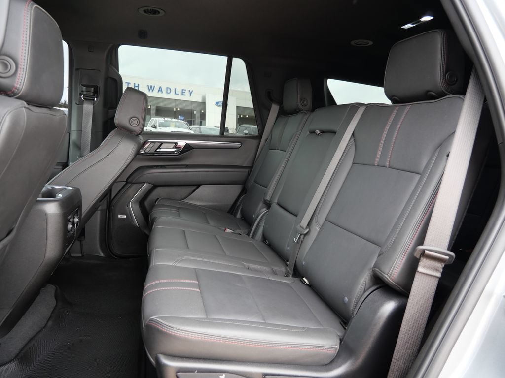 Used 2025 Chevrolet Tahoe RST w/ Comfort Package AWD/4WD image 14