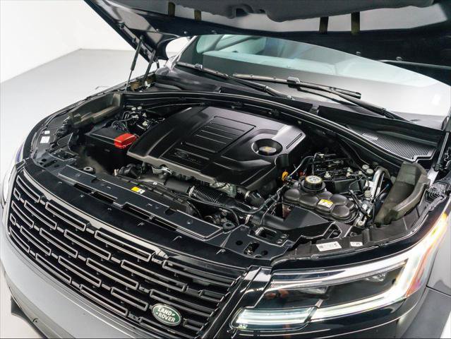 Used 2026 Land Rover Range Rover Velar S AWD/4WD image 27