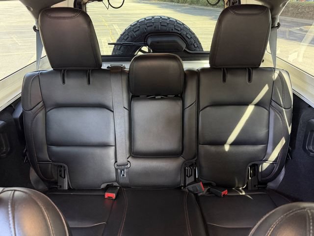 Used 2020 Jeep Wrangler Unlimited Rubicon AWD/4WD image 30