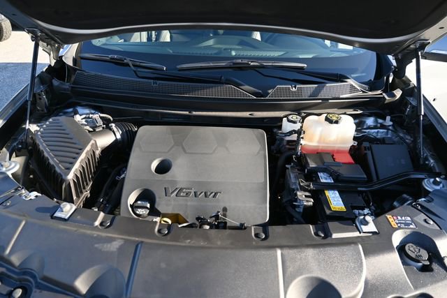 Used 2023 Chevrolet Traverse RS image 22