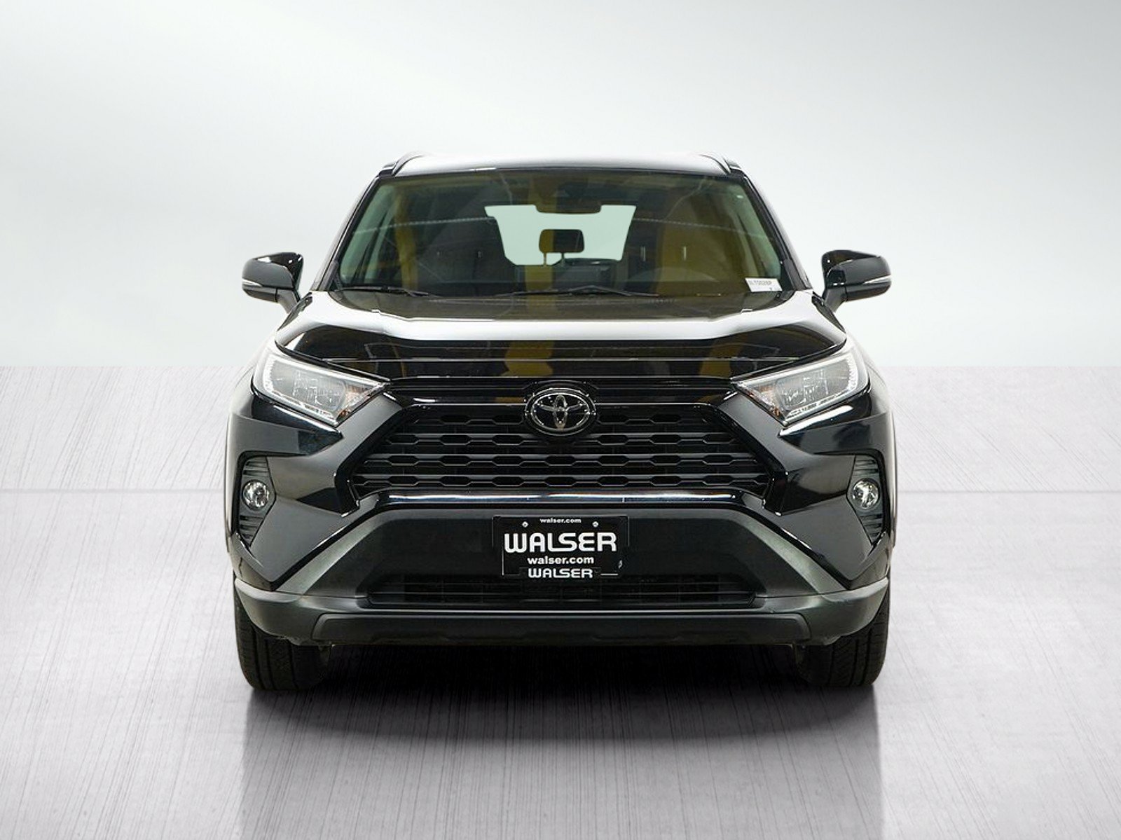 Used 2021 Toyota RAV4 XLE w/ Convenience Package AWD/4WD image 8