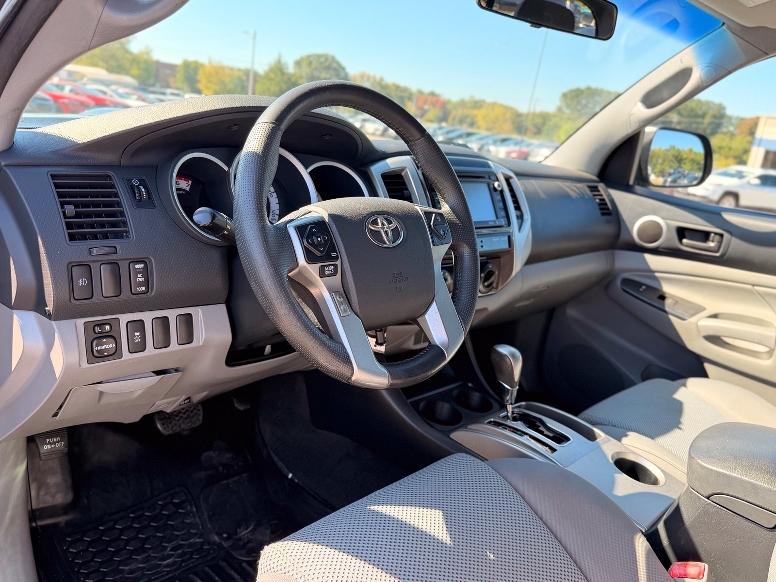 Used 2014 Toyota Tacoma PreRunner w/ TRD Sport Package RWD image 17