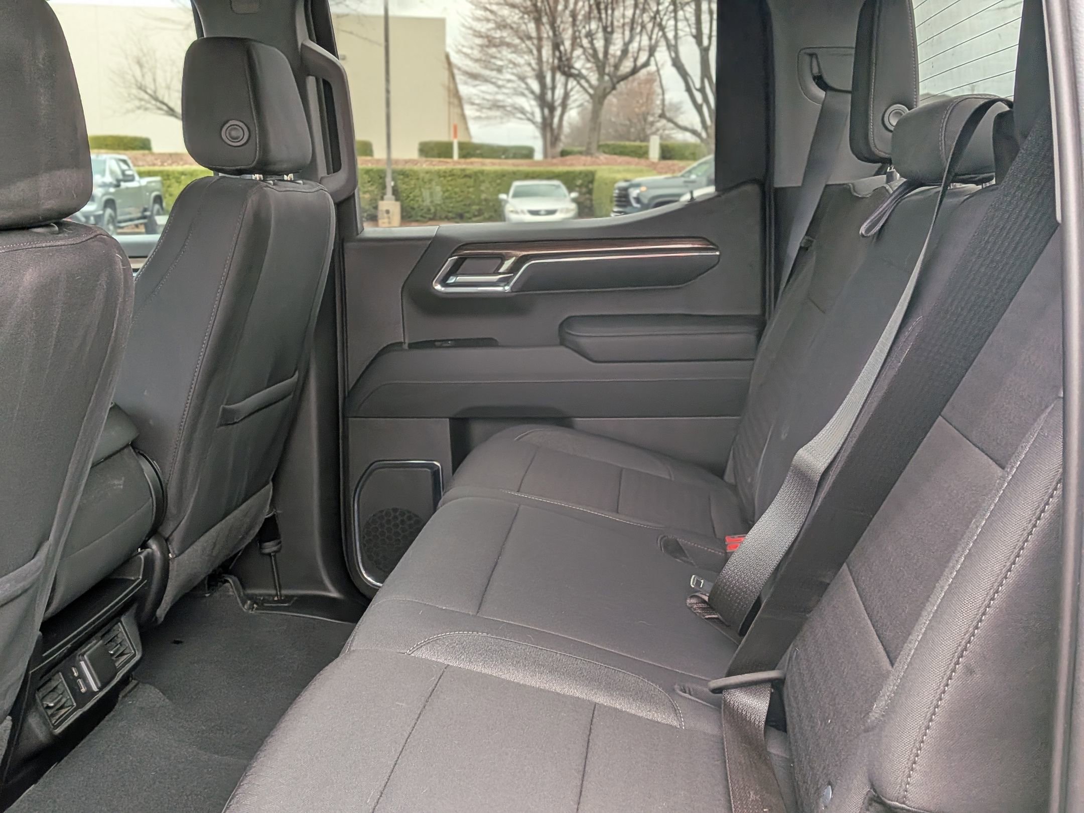 Used 2024 Chevrolet Silverado 1500 LT image 33