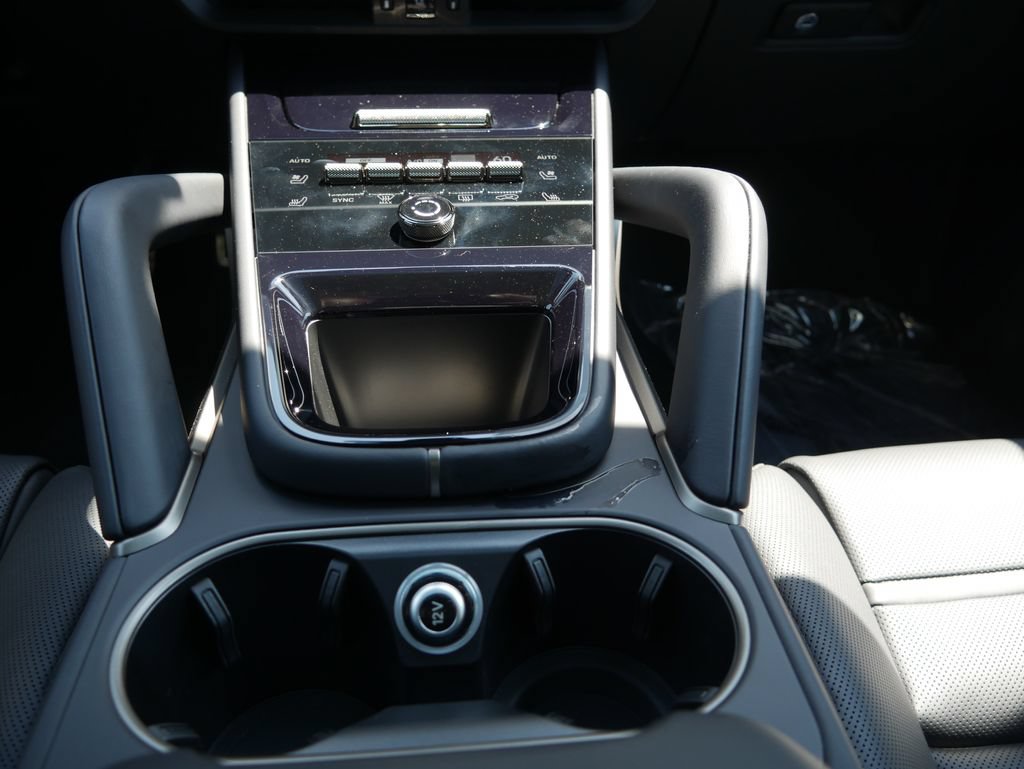 New 2026 Porsche Cayenne Turbo AWD/4WD image 31
