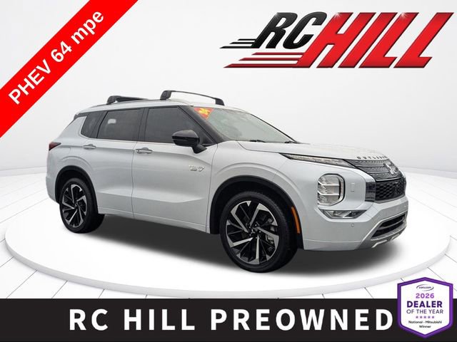 Used 2024 Mitsubishi Outlander 4WD Plug-In Hybrid image 1