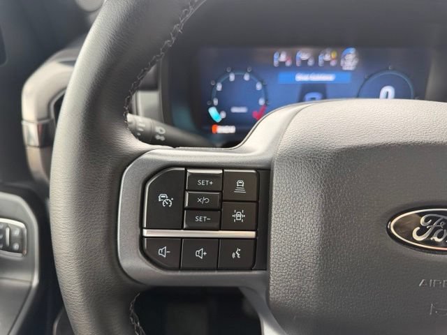 Used 2025 Ford F150 Lariat AWD/4WD image 17