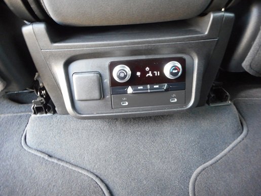 Used 2022 GMC Yukon SLE image 11