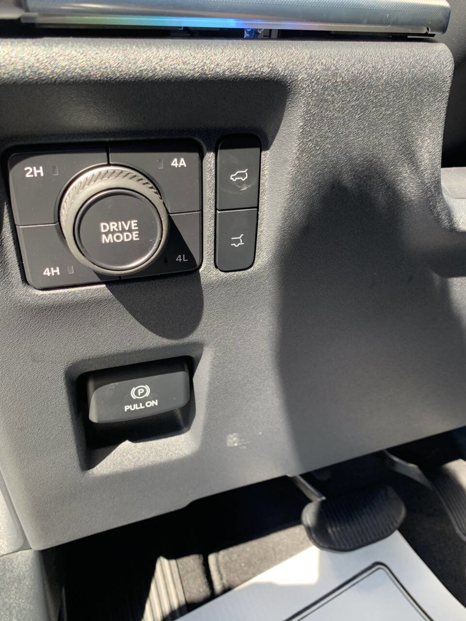 Used 2025 Ford Expedition Platinum w/ Platinum Ultimate Package image 35