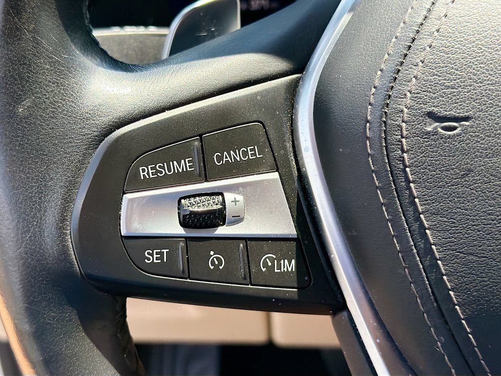 Used 2020 BMW X5 xDrive40i w/ Premium Package AWD/4WD image 16
