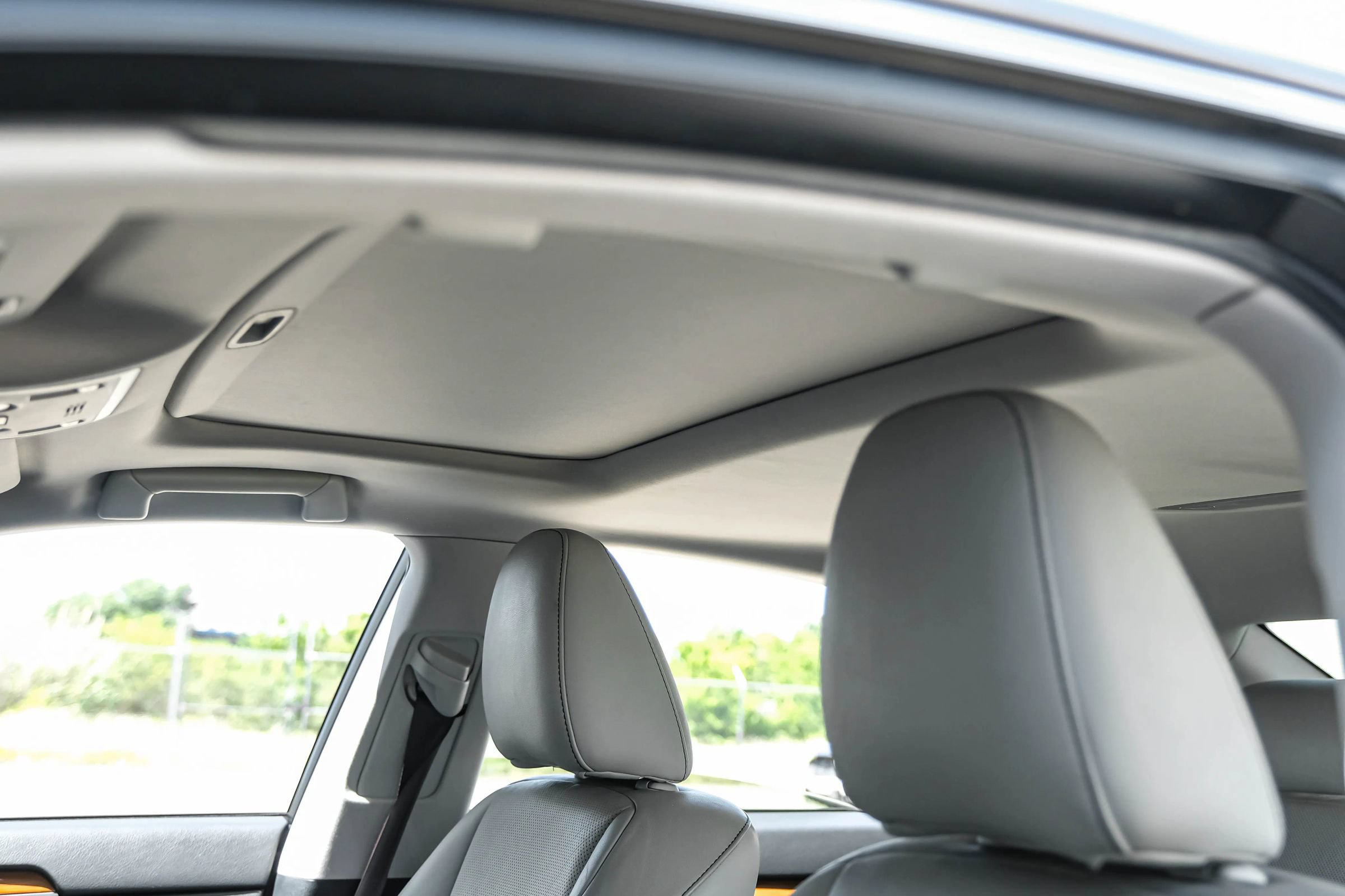 Used 2014 Lexus ES 300h w/ Luxury Package w/Bamboo Trim FWD image 21