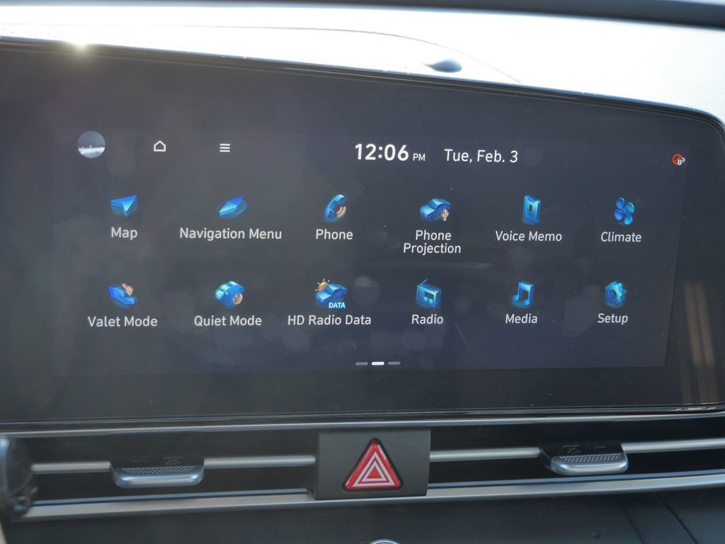 Used 2024 Hyundai Elantra SEL image 34