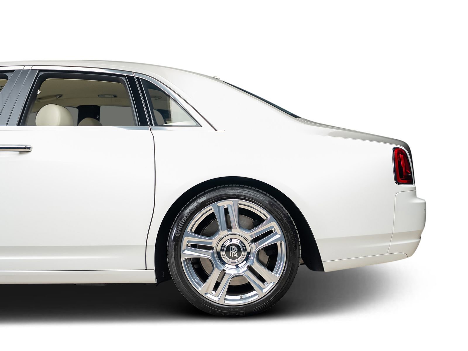 Used 2017 Rolls-Royce Ghost image 24