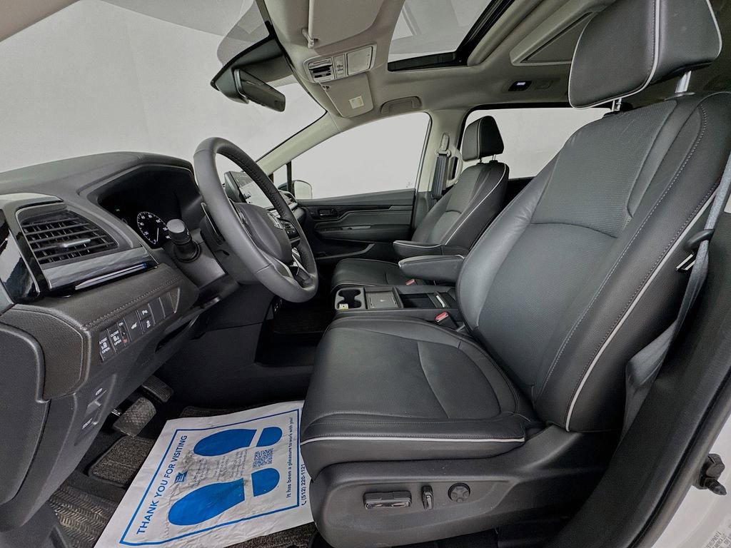 Used 2026 Honda Odyssey Elite image 28