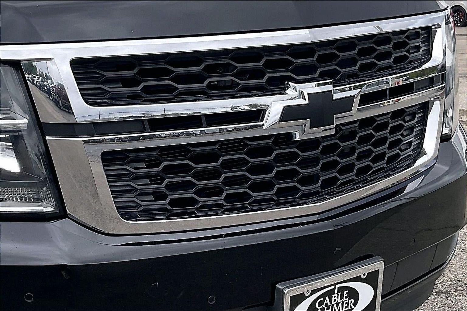 Used 2017 Chevrolet Suburban LT AWD/4WD image 30