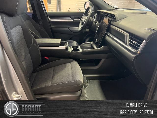 Used 2026 GMC Terrain Elevation AWD/4WD image 35