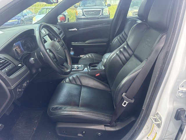 Used 2023 Chrysler 300 C RWD image 20