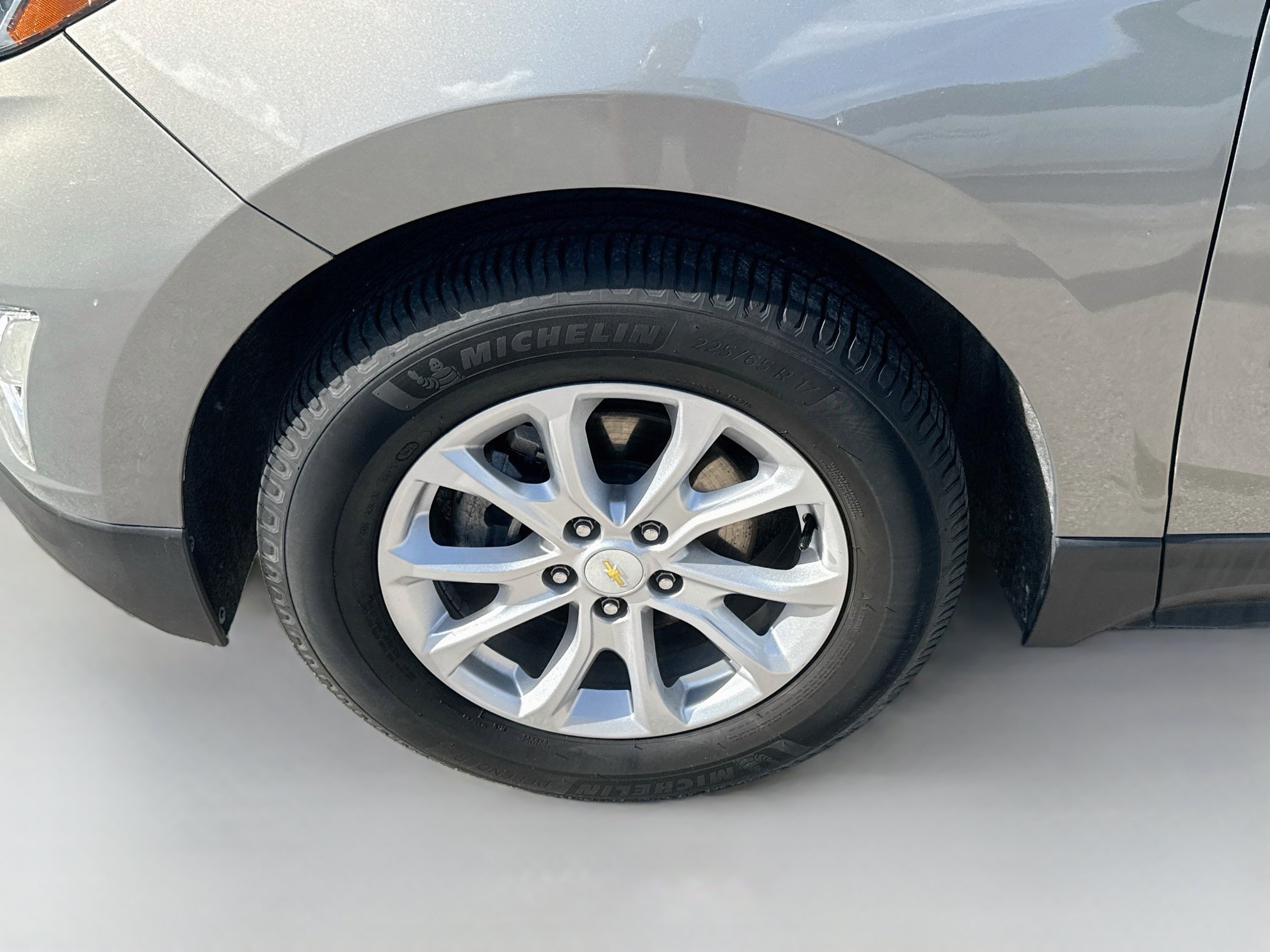 Used 2019 Chevrolet Equinox LT FWD image 34