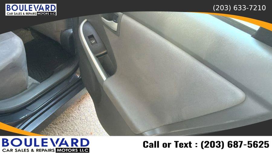 Used 2010 Toyota Prius Five FWD image 28