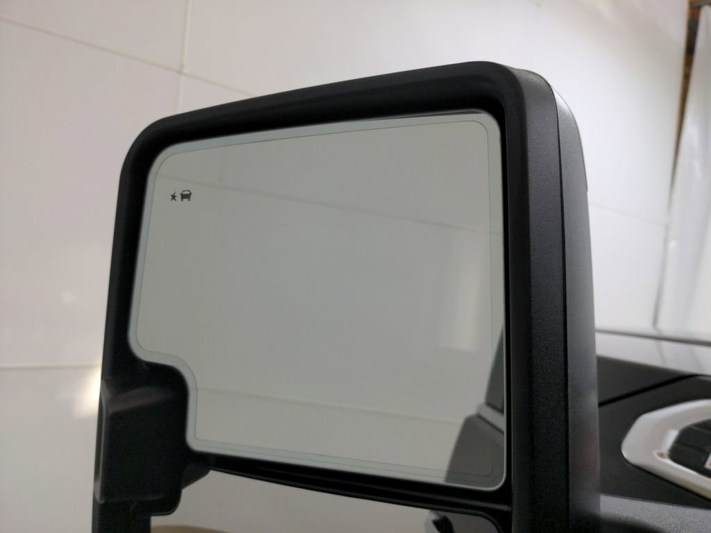 Used 2020 GMC Sierra 2500 Denali w/ Denali Ultimate Package image 16