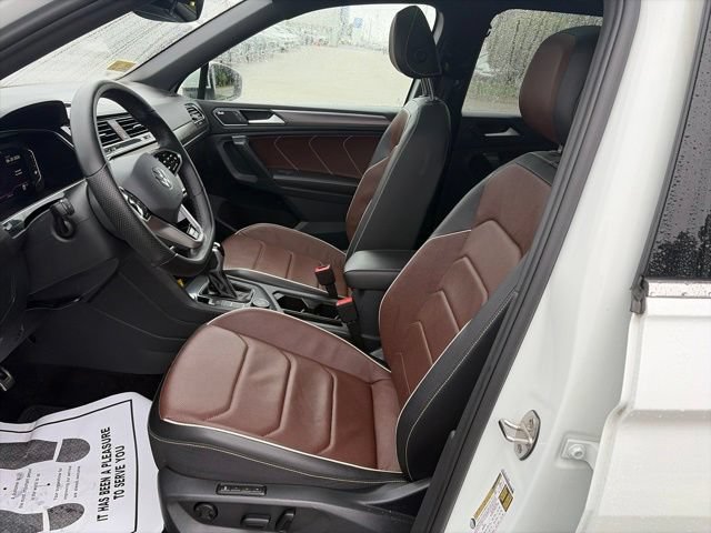 Used 2022 Volkswagen Tiguan SEL R-Line AWD/4WD image 29