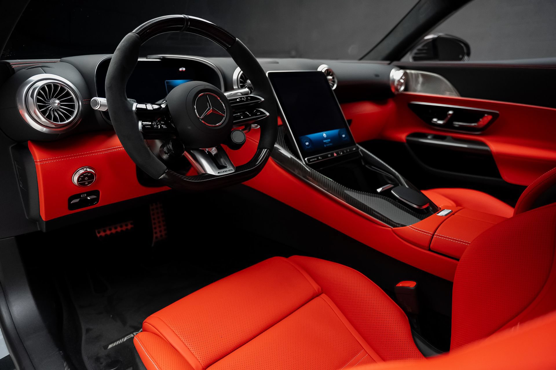 Used 2025 Mercedes-Benz AMG GT 55 image 2