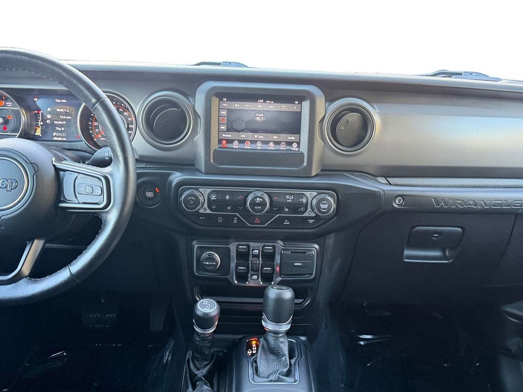Used 2022 Jeep Wrangler Unlimited Sport image 11