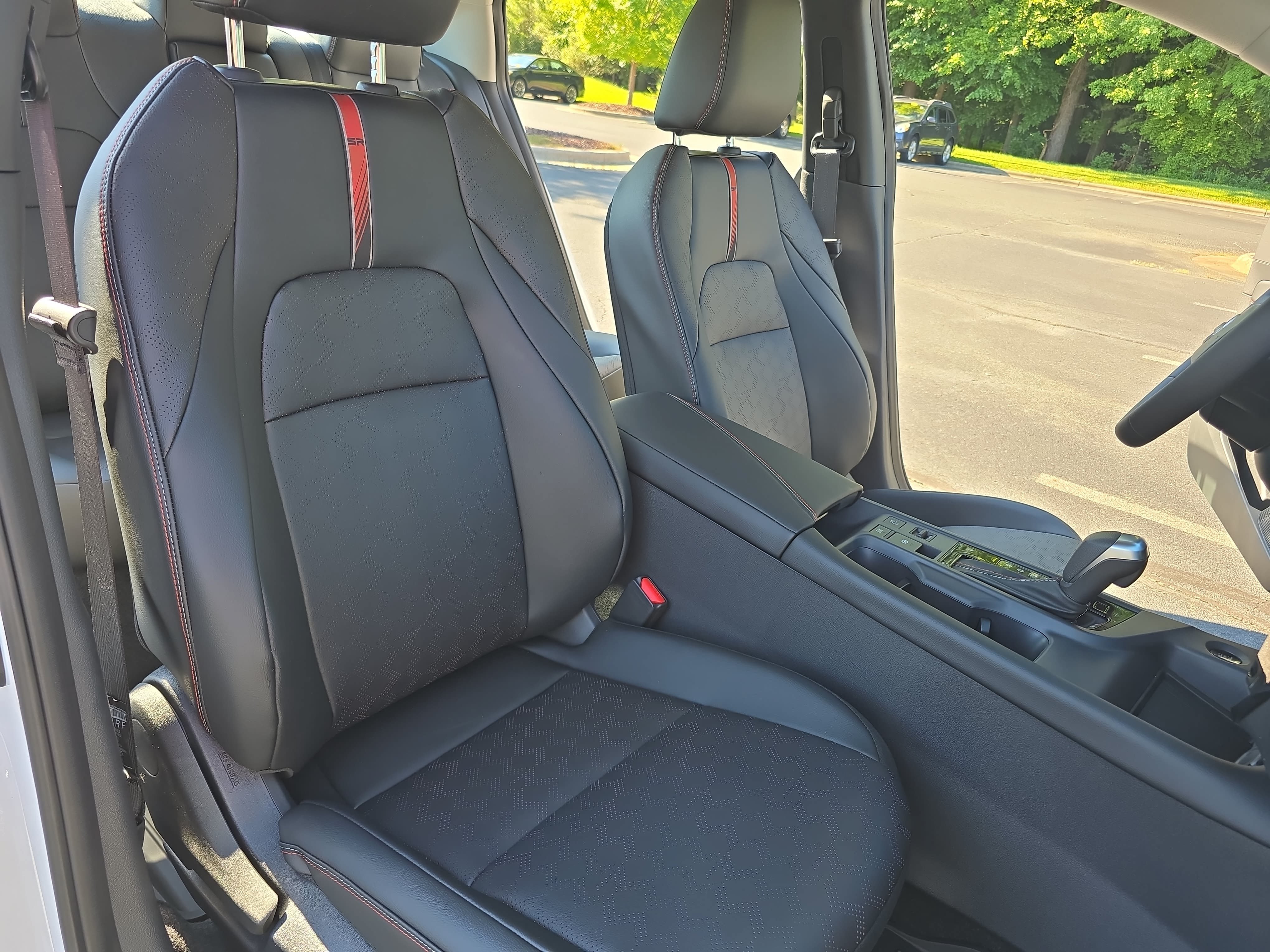 New 2026 Nissan Sentra SR w/ SR Premium Package FWD image 10