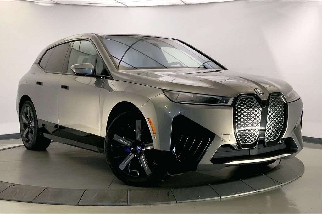 Certified 2024 BMW iX xDrive50 w/ Premium Package AWD/4WD image 30