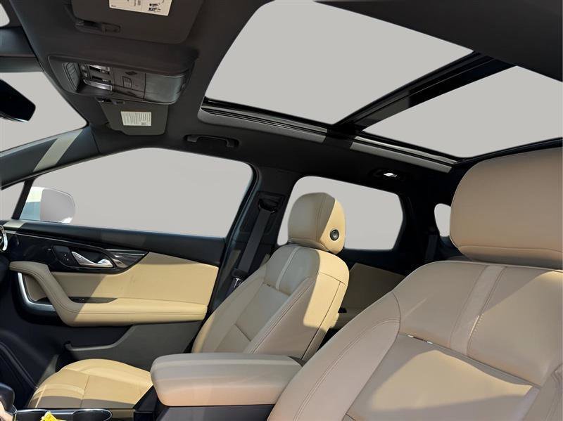 Used 2020 Chevrolet Blazer Premier w/ Driver Confidence II Package FWD image 26