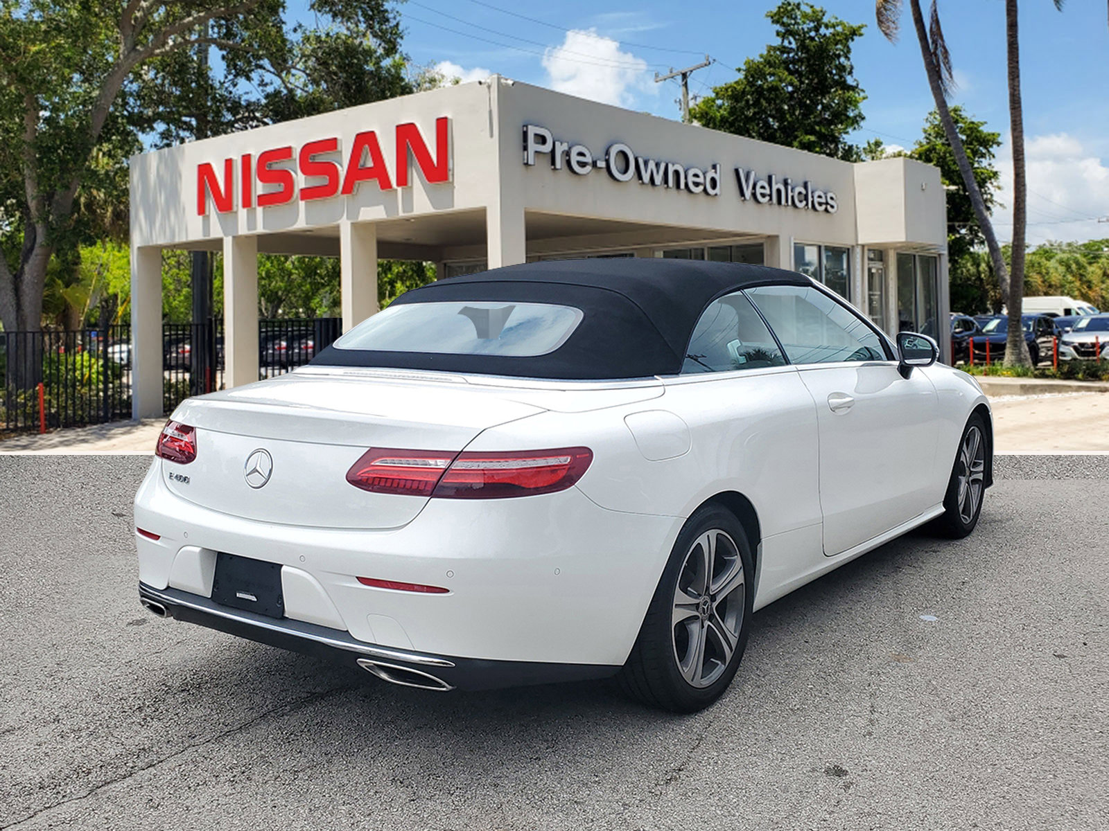 Used 2018 Mercedes-Benz E 400 E 400 Convertible image 4