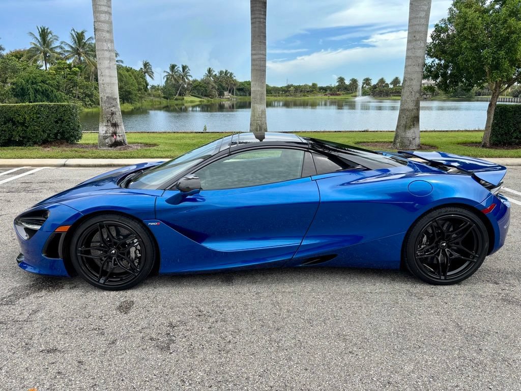 Used 2022 McLaren 720S Spider RWD image 14