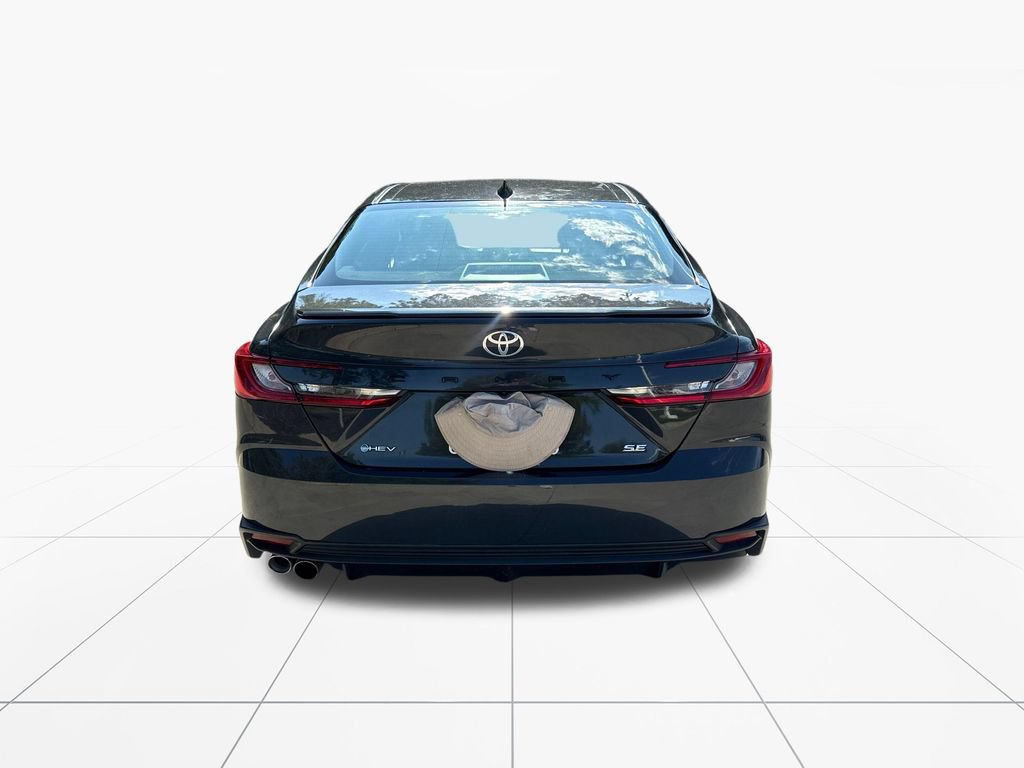 Used 2025 Toyota Camry SE FWD image 7
